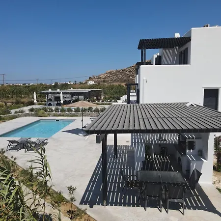 Divani Vila *
